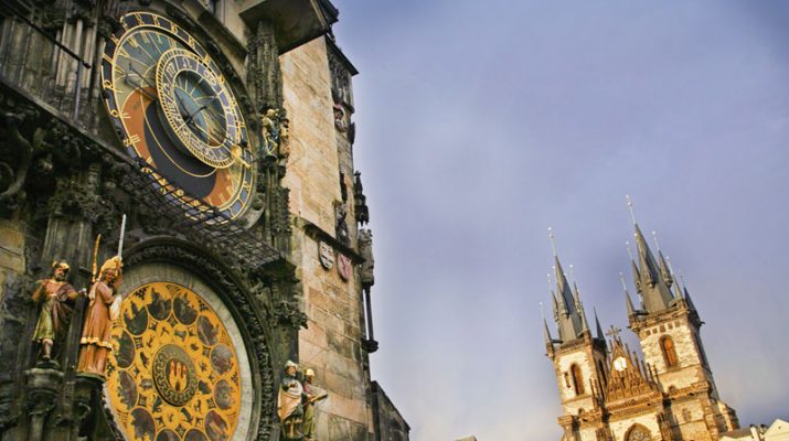 Foto Praga: sotto l'orologio della Città Vecchia