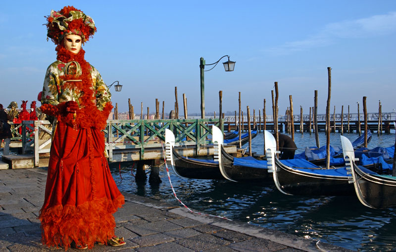 Carnevale di Venezia 2013: coriandoli e colori