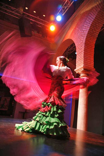 A Siviglia, tra festival, tapas e shopping a ritmo di flamenco