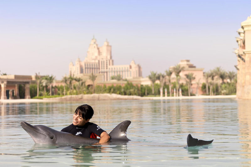 Sorprendente Dubai: un’estate di mare, shopping (con i saldi) e relax