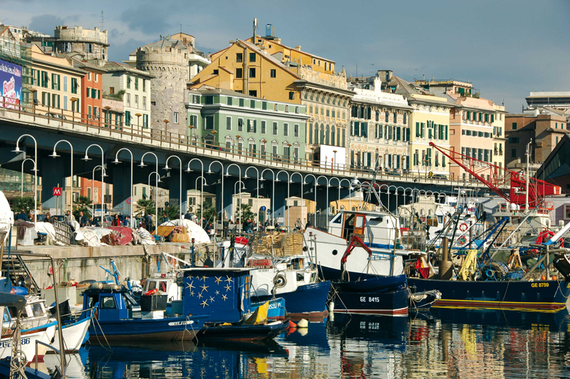Genova, terra di shopping, musei e navigatori