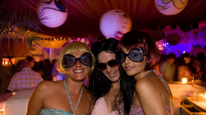 Foto Ibiza, party scatenati di fine estate