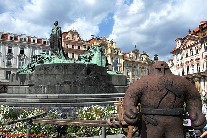 Praga in noir: luoghi leggendari e atmosfere da brivido