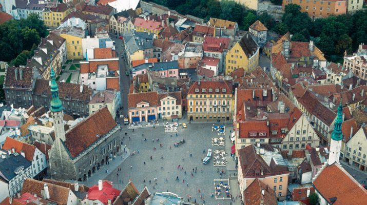 Foto Tallinn, tra Medioevo e XXI secolo