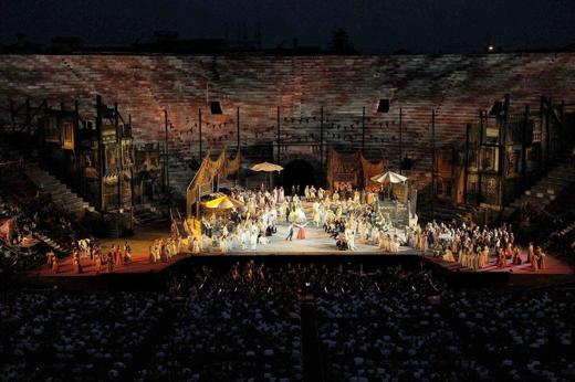Arena di Verona: la Carmen, voce e sensualità in scena