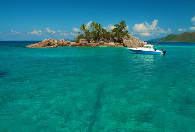 Seychelles: in barca nelle isole più incontaminate