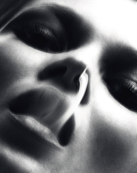 Kate Moss senza veli
