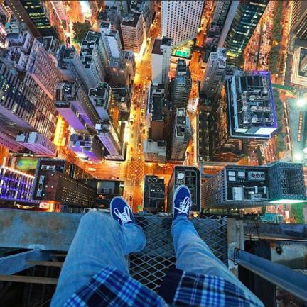 Rooftopping: il selfie dal grattacielo a prova di vertigine