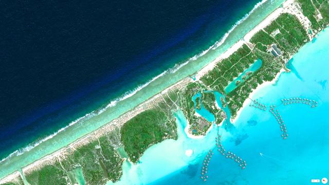 Foto Overview, il mondo visto dal satellite