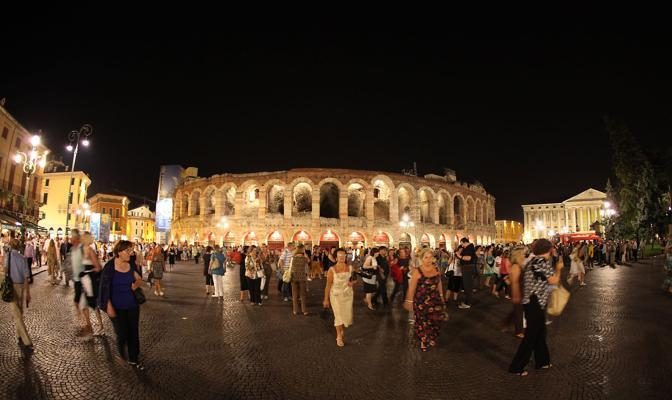 Foto L'Arena ieri e oggi