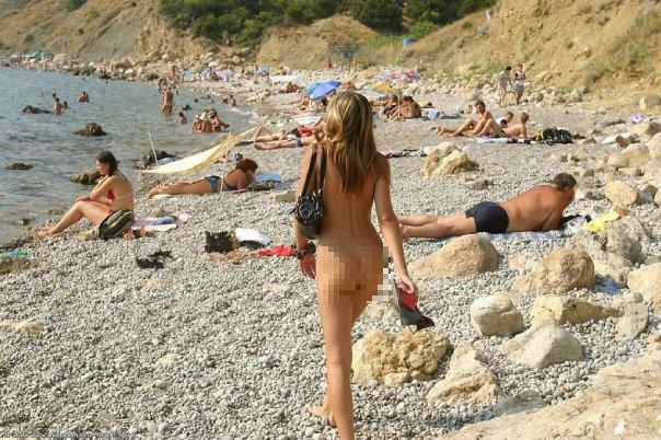 15 spiagge per nudisti da vedere una volta nella vita (più una)