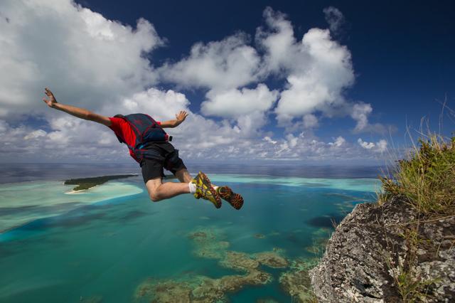 Brividi verticali: saltare nel vuoto nei luoghi più incredibili della Terra