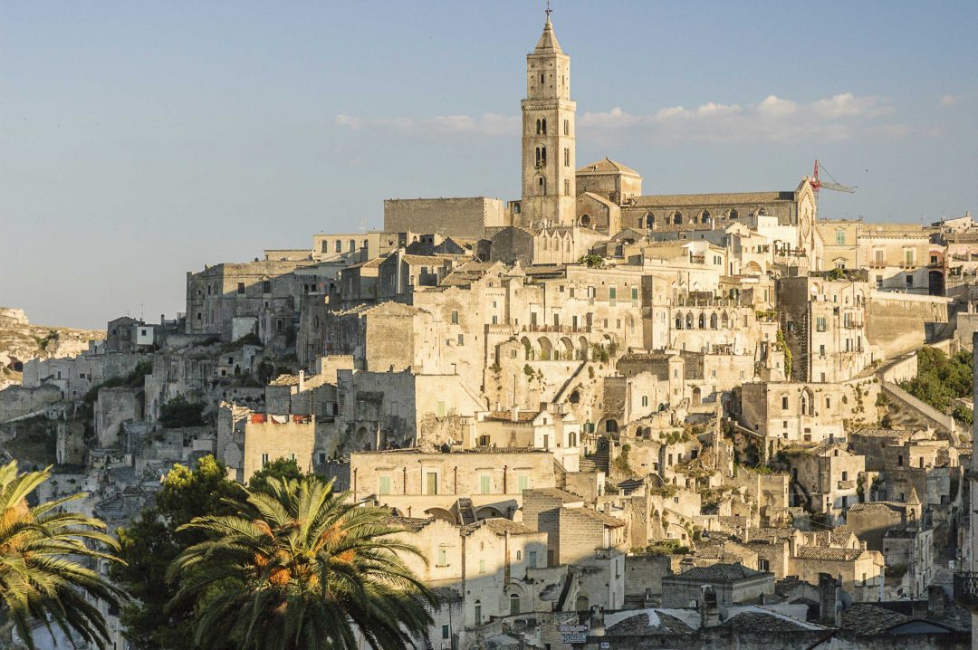 Italia: 20 borghi nella roccia da visitare ora
