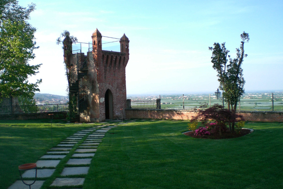 Castello Rosso, Costigliole Saluzzo (Cuneo) 