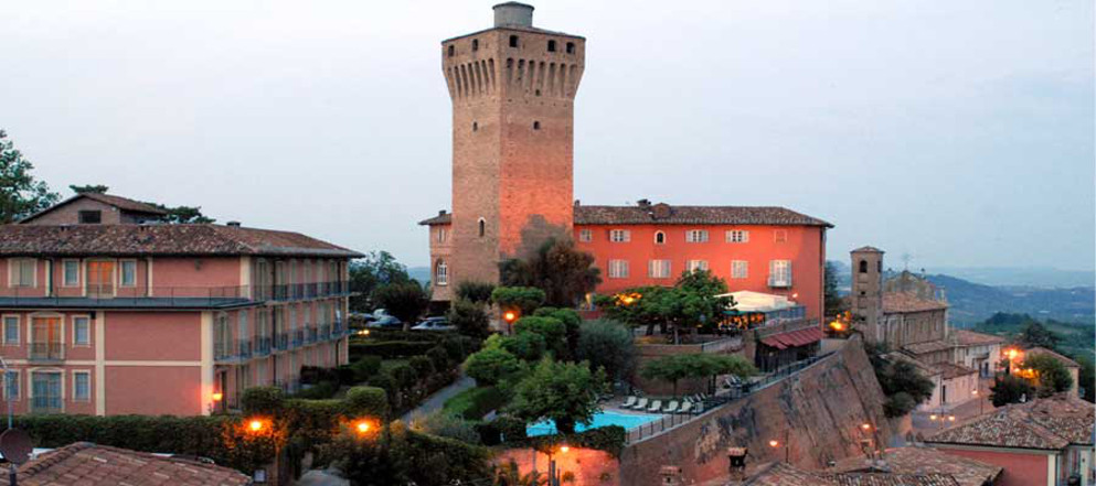 Castello di Santa Vittoria, Santa Vittoria d'Alba (Cuneo)