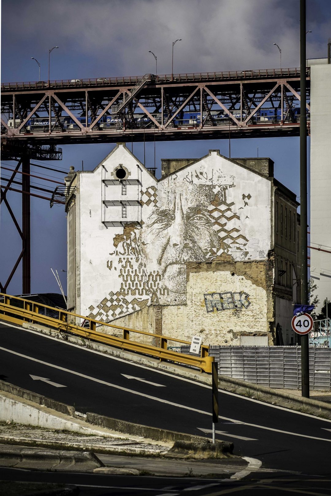 Street art tour a Lisbona