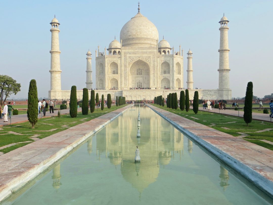 MONDO Taj Mahal, Agra, India