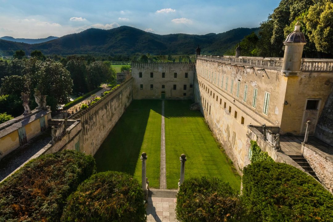Colli Euganei: riapre il Catajo, incredibile castello dei record