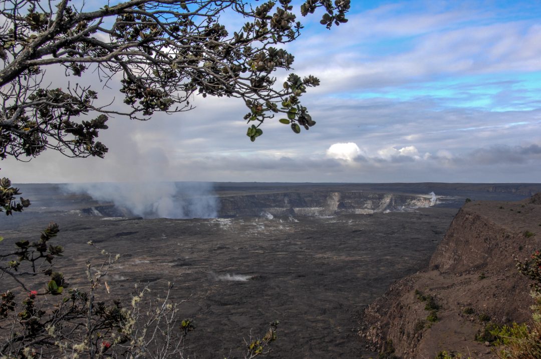 In viaggio tra i vulcani: i trekking per vedere da vicino i crateri più spettacolari del mondo
