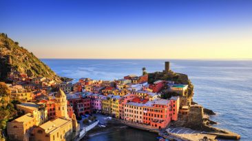 Tra i Borghi sul mare più belli d'Italia, Vernazza in Liguria