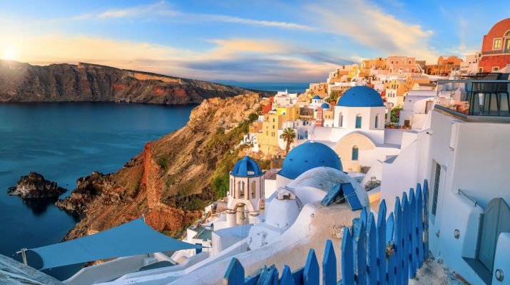 Foto Le 35 isole greche più belle consigliate per l'estate