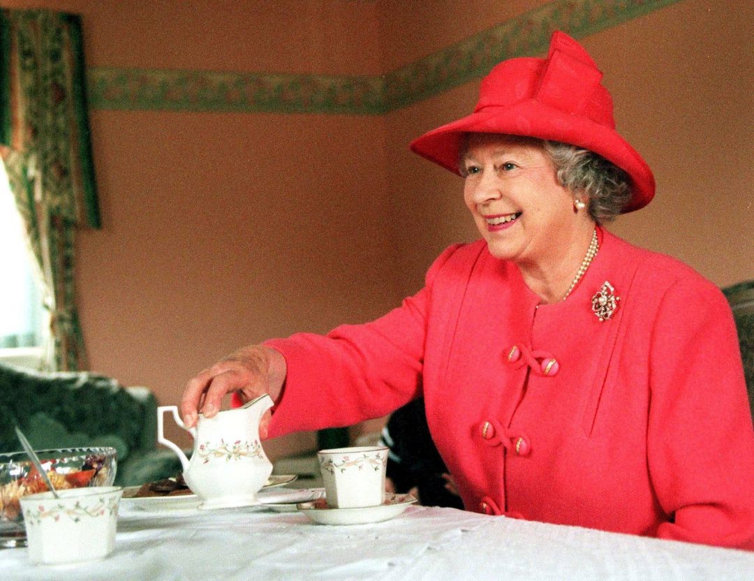 Arezzo: un tè con la regina Elisabetta II