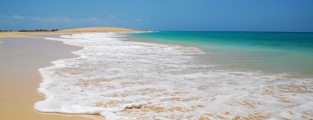 Capo Verde in inverno, tra mare e deserto
