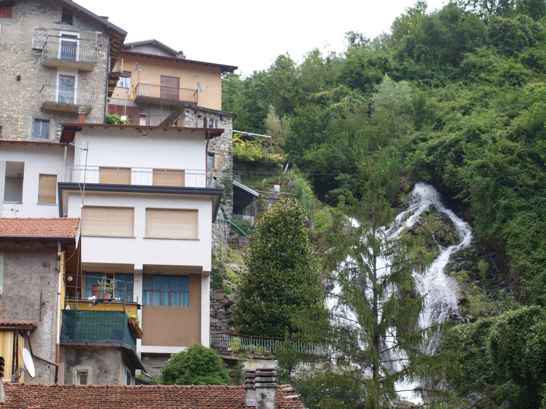 Lago di Como: gli scorci più belli tra borghi e giardini