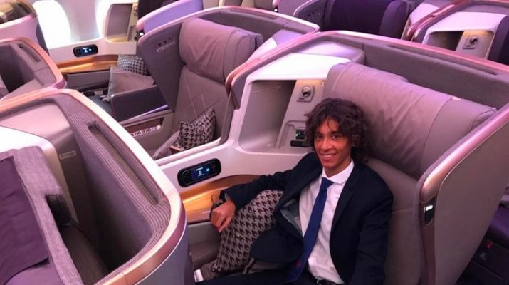 Foto Guadagnarsi da vivere viaggiando in prima classe