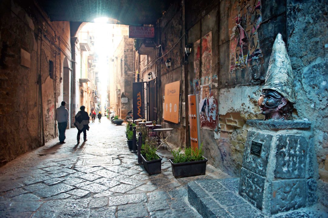 DOVE Travel Issue: Napoli, appunti per un weekend