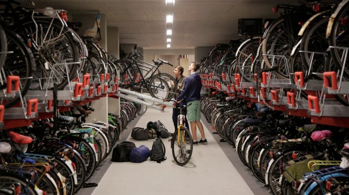 Foto Il parcheggio per le bici di Utrecht