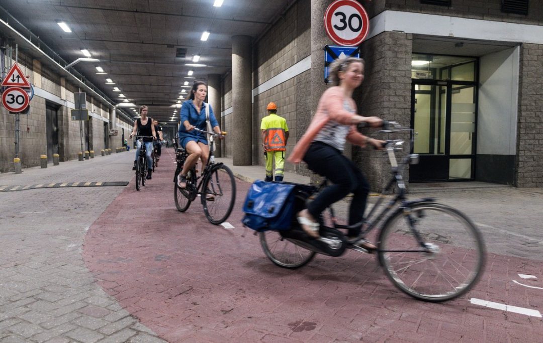 Il parcheggio per le bici di Utrecht