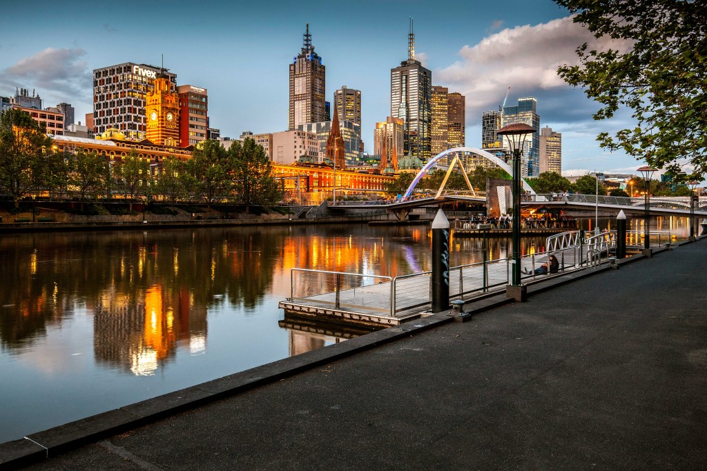 che ora è adesso a melbourne