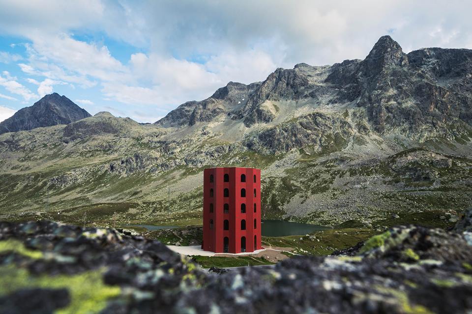 La torre-teatro in Svizzera