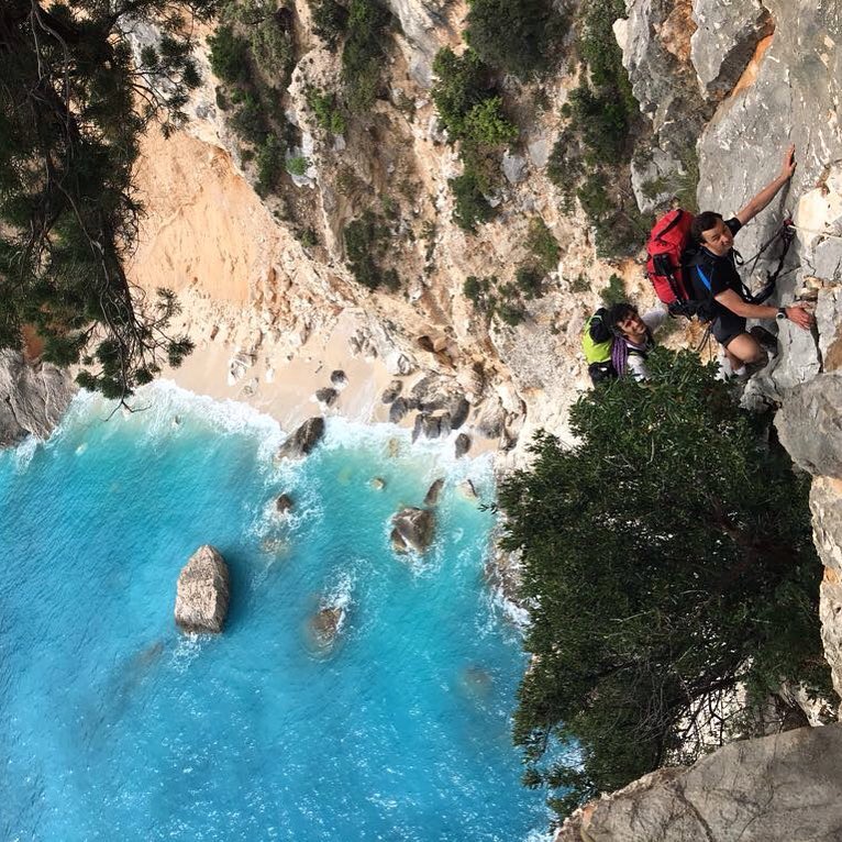 Selvaggio Blu, trekking sul mare in Sardegna