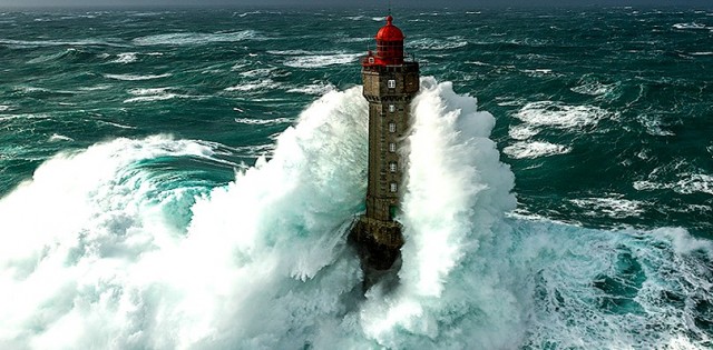 La Via Dei Fari Il Sentiero Magico Della Luce In Normandia E Bretagna