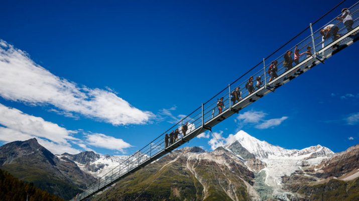 Foto I ventidue ponti sospesi più belli del mondo