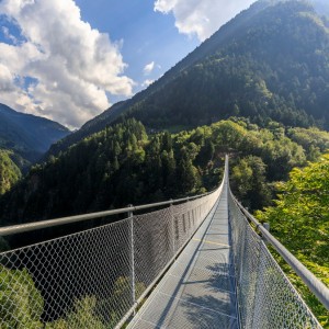 I ventidue ponti sospesi più belli del mondo