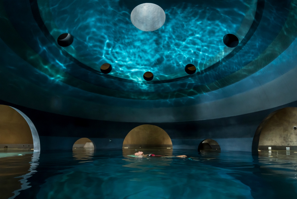 sphere pool mistra