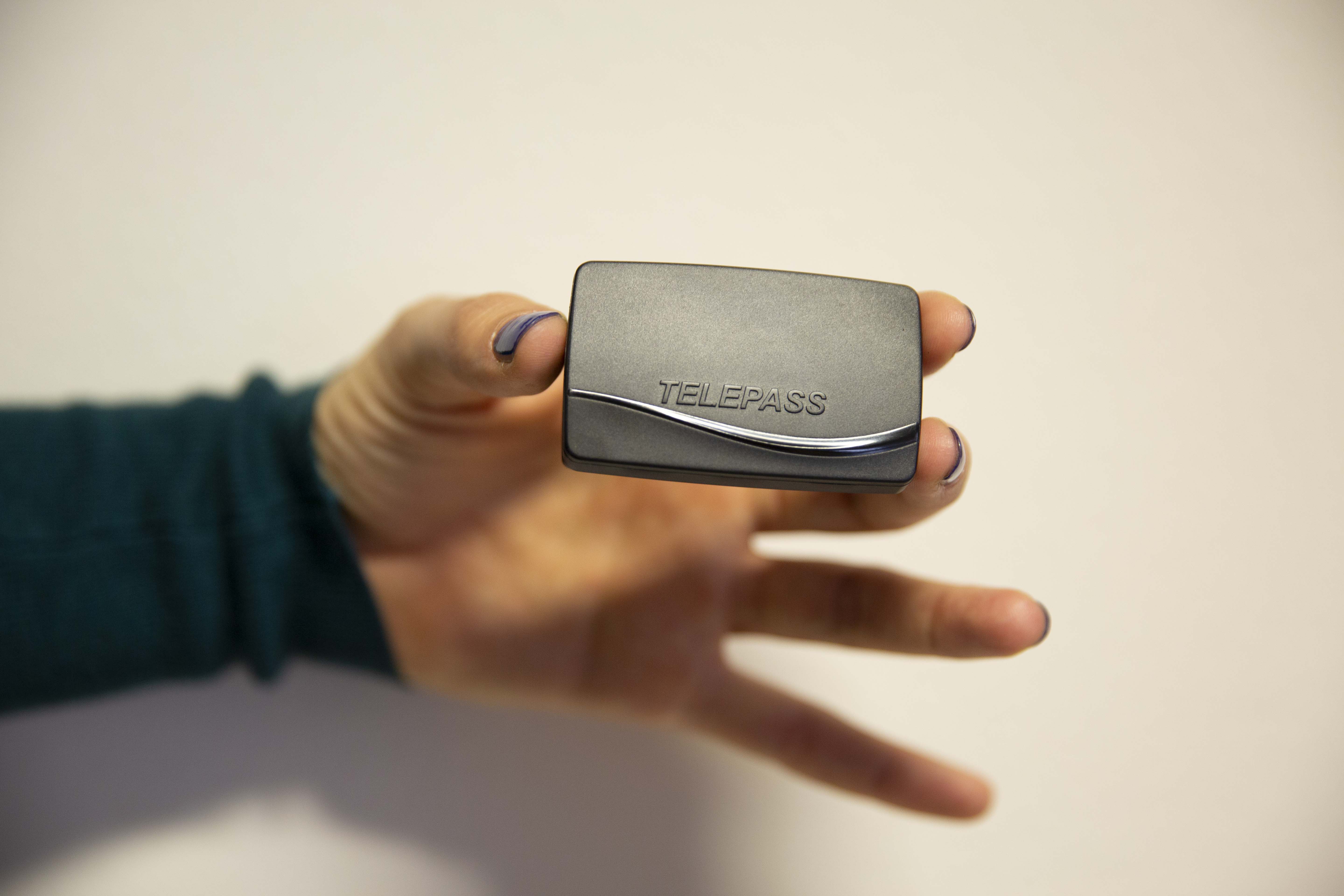 Nuovo Telepass: formato tascabile e multiservizio