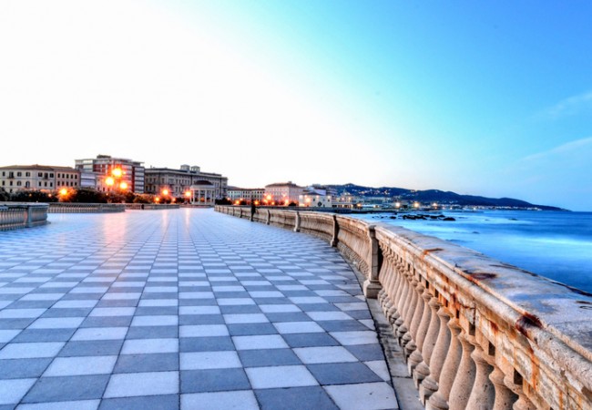 Weekend Di Mare A Livorno Tra Spiagge E Caciucco