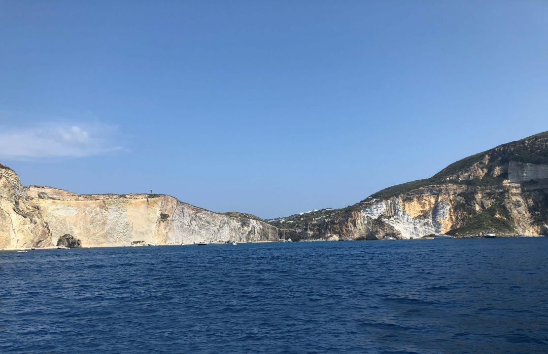 Le più belle spiagge e grotte del Circeo