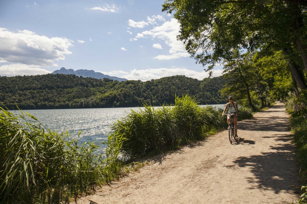 Il giro del Lago di Levico (trentino) in bicicletta