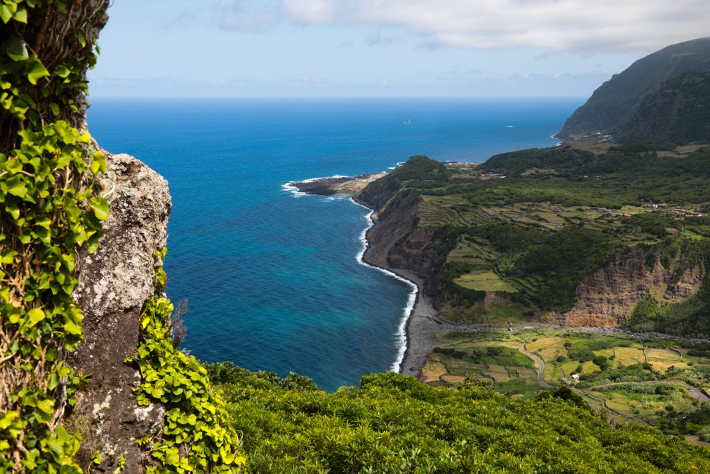 Panorama dal Miradouro do Portal, sull'isola di Flores.
