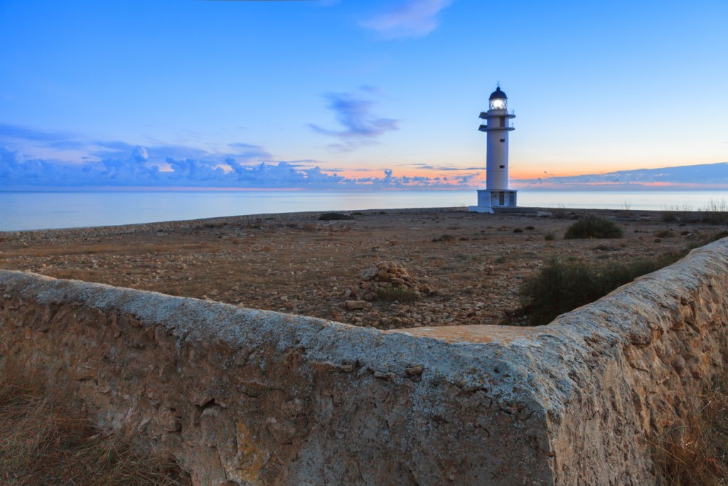 Faro di Cap de Barbaria a Formentera, credit istock Photo