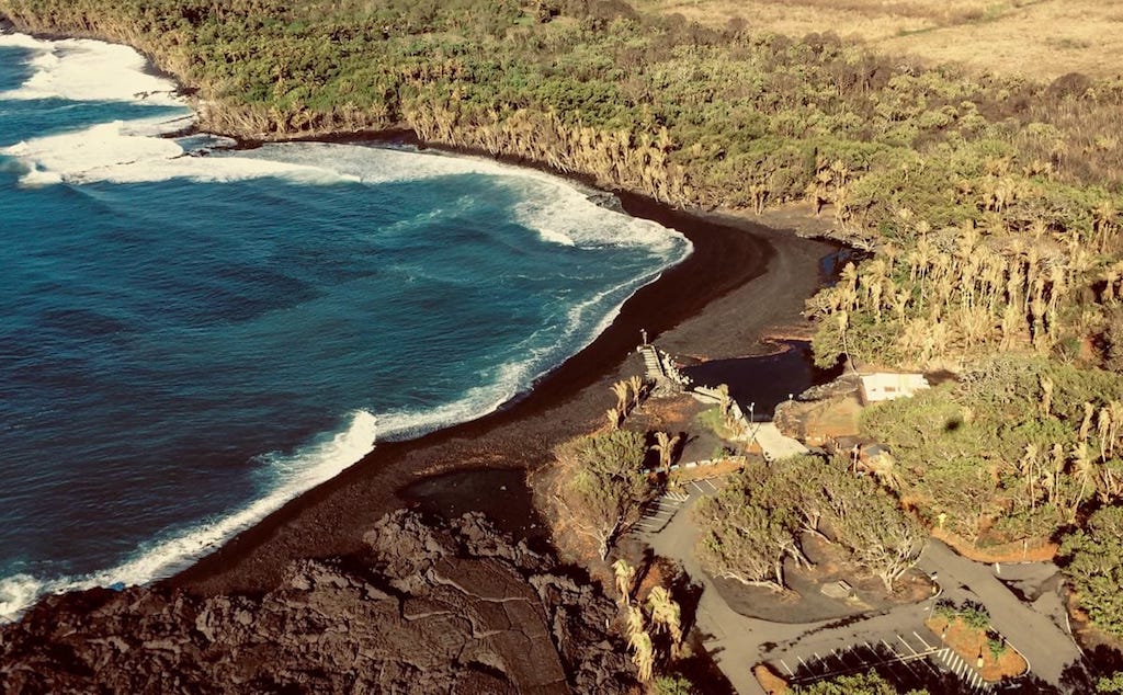Spiaggia nera di Pohoiki - Hawaii