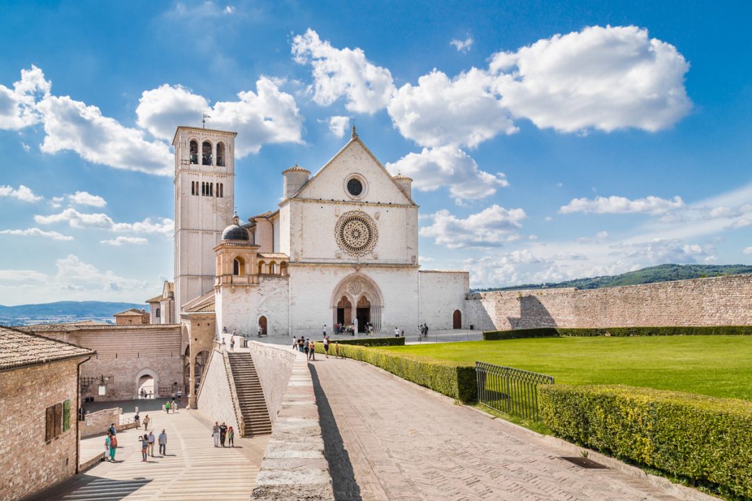 Assisi, la Basilica di San Francesco e altri siti Francescani (2000)