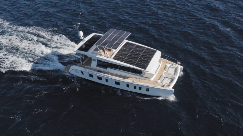 Yacht a energia solare