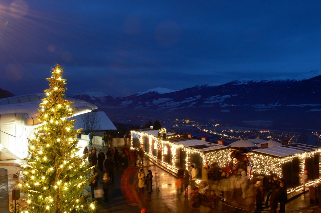 Mercatini di Natale in Tirolo, Austria: Il mercatino di Natale panoramico di Hungerburg a Innsbruck