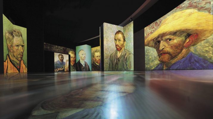 Foto A Zurigo, la mostra Van Gogh Alive - The Experience
